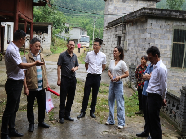 zJLQ_1655781040834086002.jpg 7I1A5051.jpg