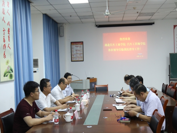 XcUr_1656062463978044278.jpg 7I1A5250.jpg