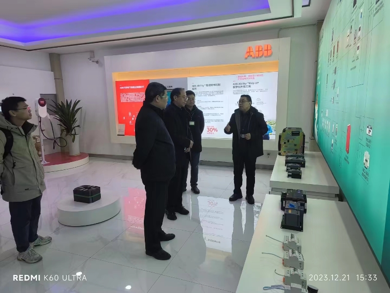 XsrS_1703250231374097098.jpg XsrS_1703250231374097098.jpg